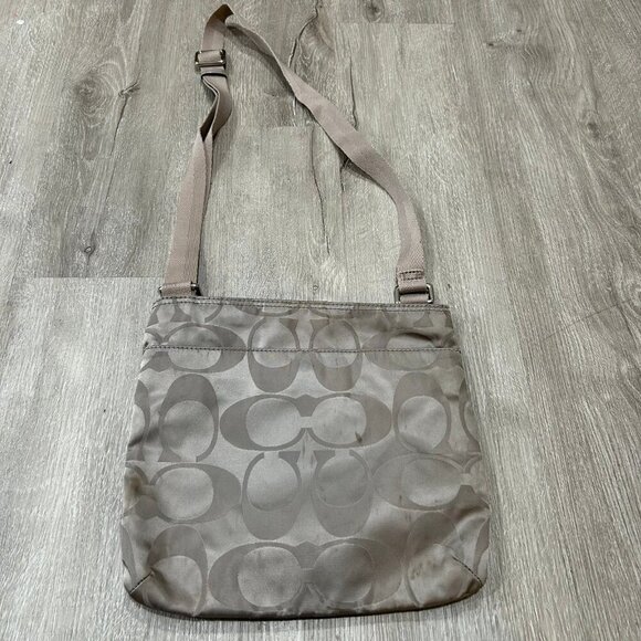 Coach Authentic Signature Getaway Nylon Adjustable Crossbody Bag Purse Grey - Picture 3 of 6